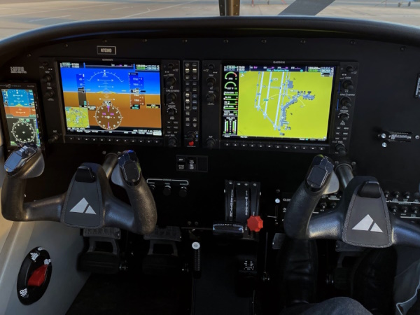 Piper Archer Interior